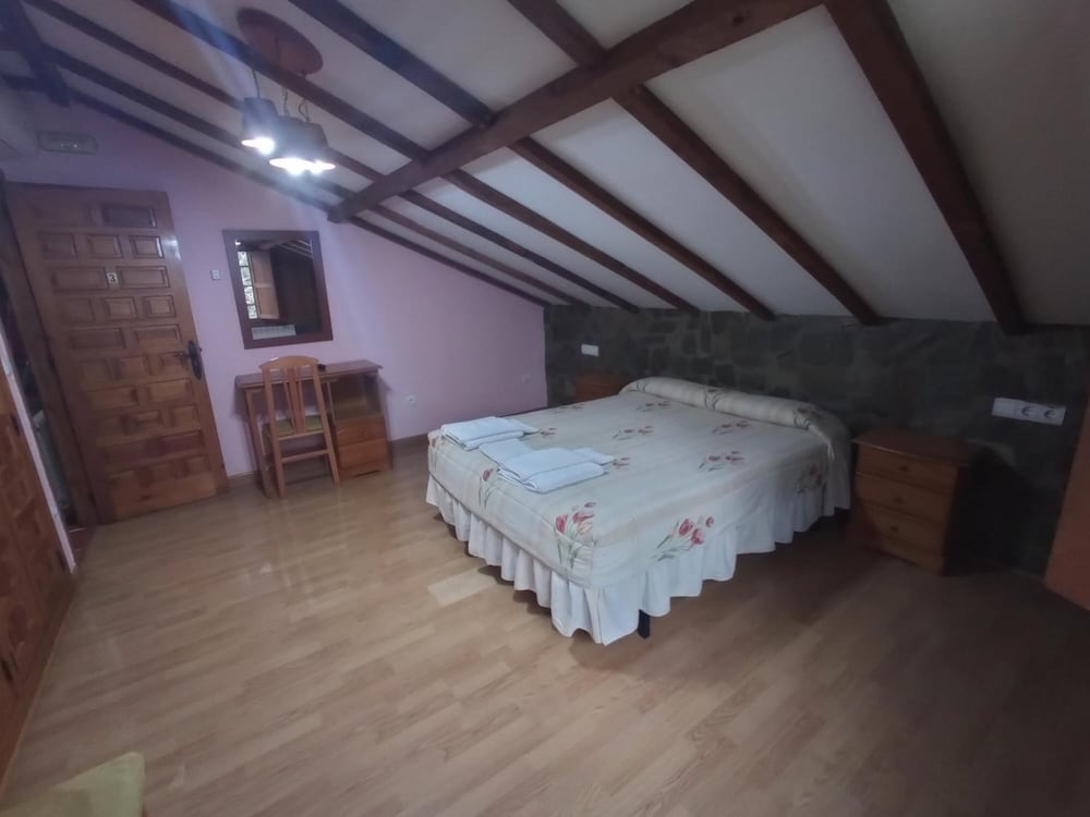 Hotel Rural Caminomedulas