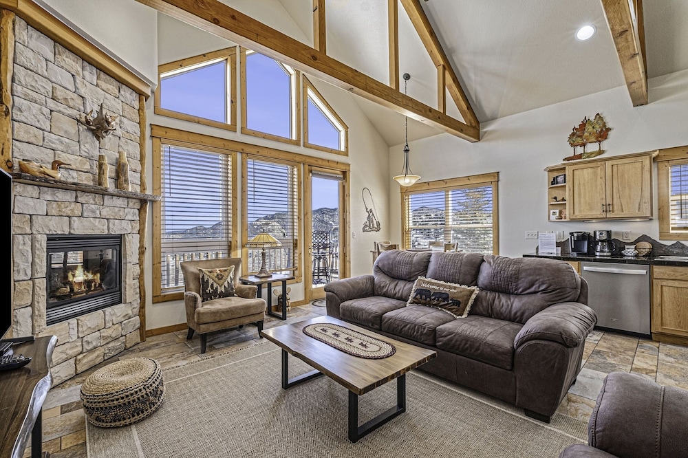 Estes Park Vacation Lodging