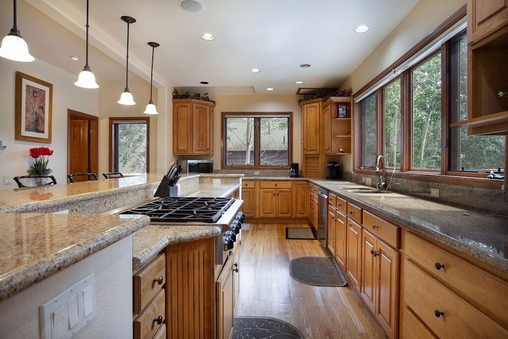Streamside Lane 4 Bedroom Home