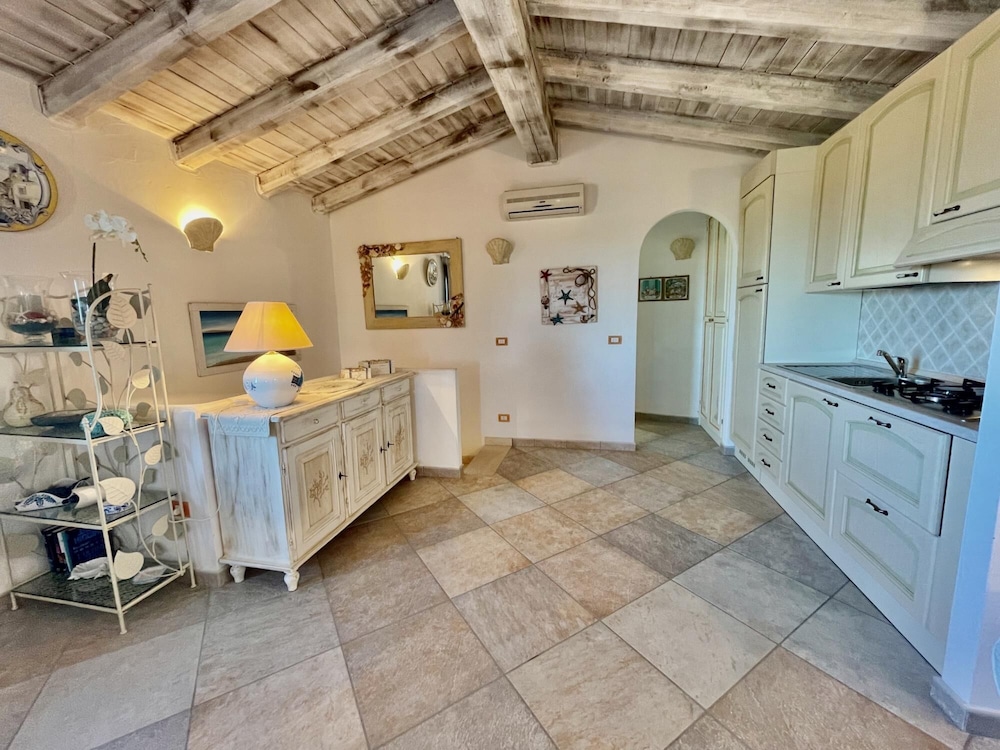 Casa Mari by Wonderful Italy view 5