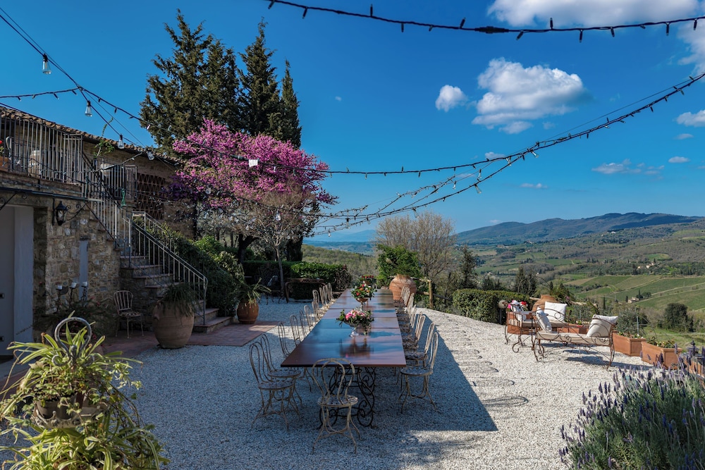 Villa Chianti With Exclusive Pool And Typical Barn