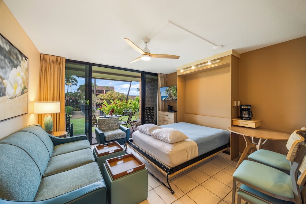 Kuleana Club - 701