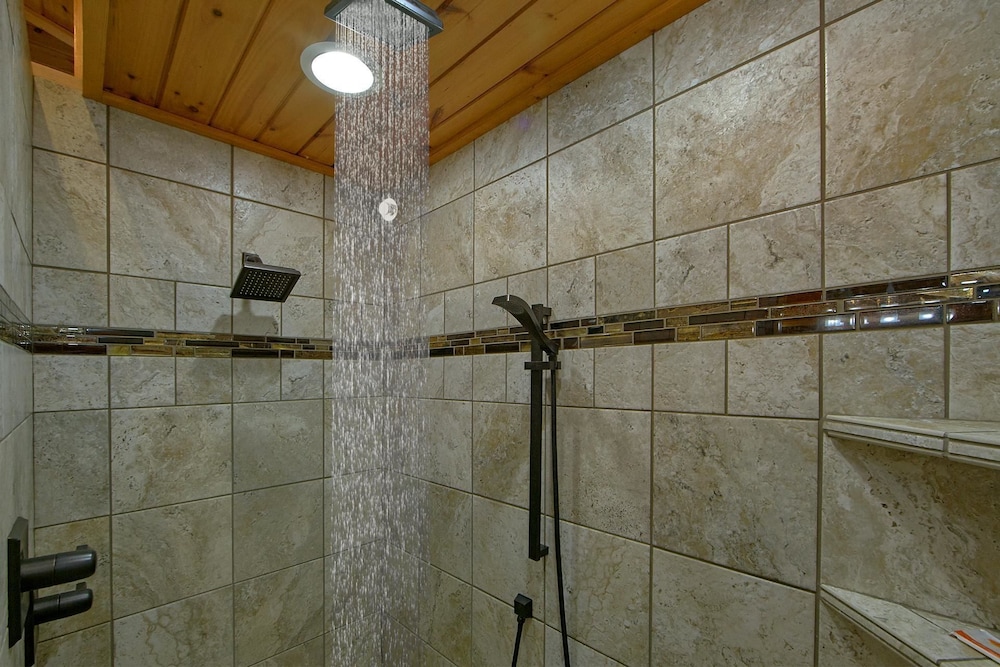 Grand View Apartment 4