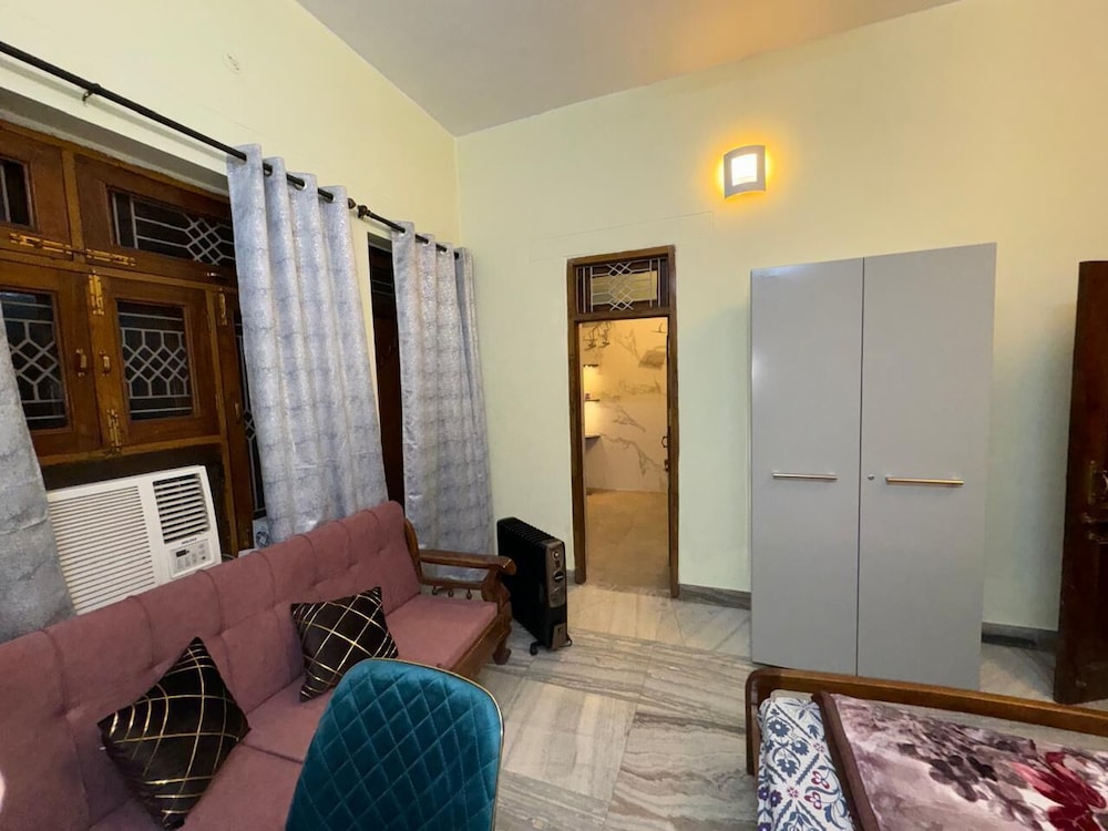 Mishra's Bungalow