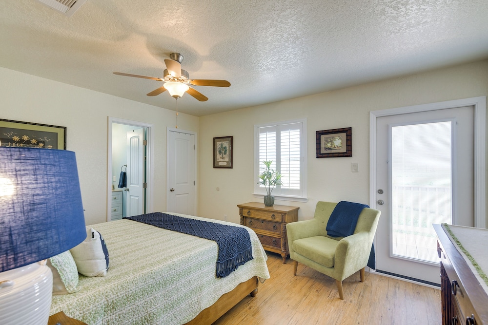 Walk to Shore: Surfside Beach Home w/ Bay Views