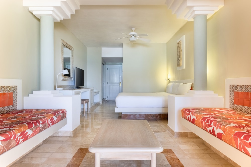 Iberostar Waves Quetzal - Property Image 96