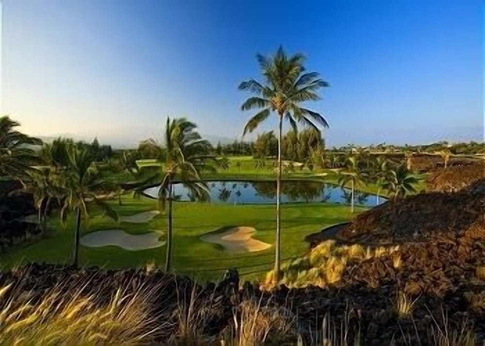 Hali'i Kai At Waikoloa 2b 2 Bedroom Condo by RedAwning