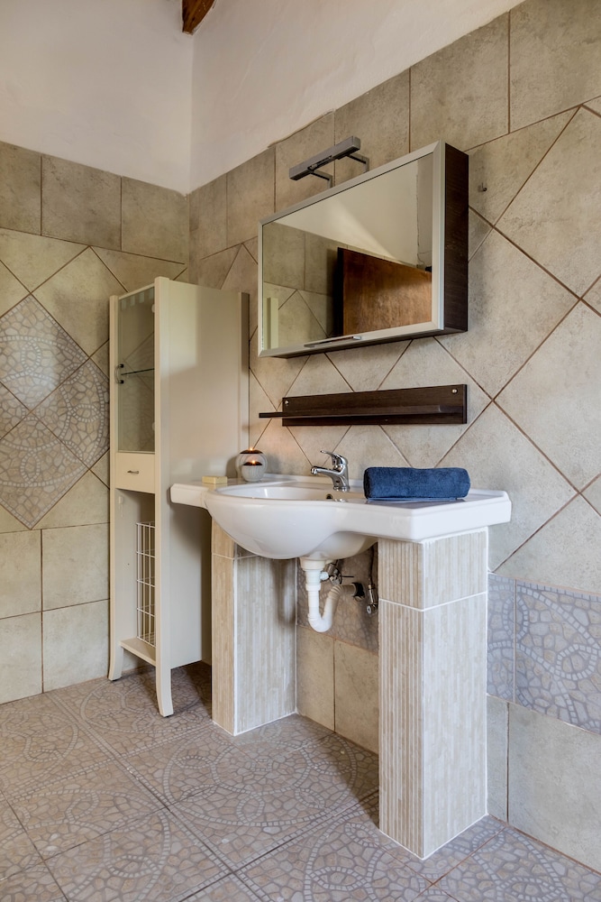 Photo 31