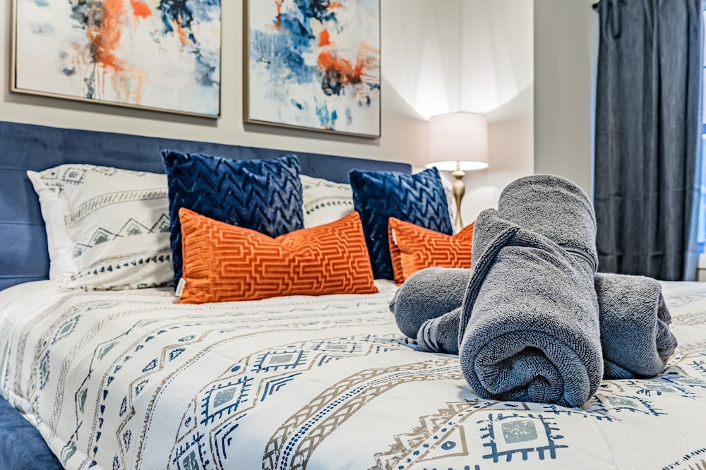 Milton boutique Home