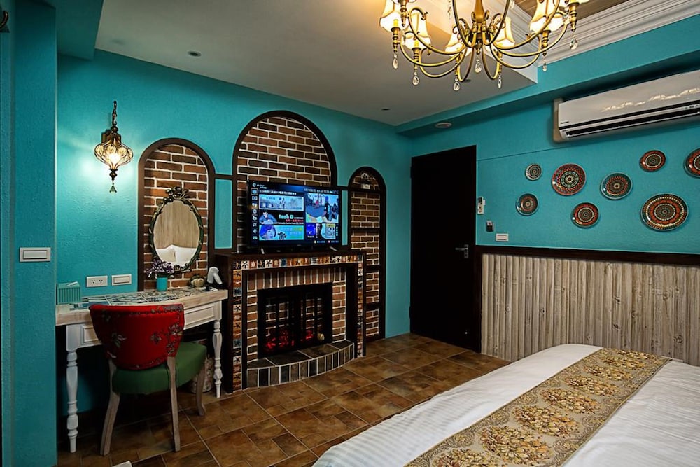 J.T World FunTrip B&B