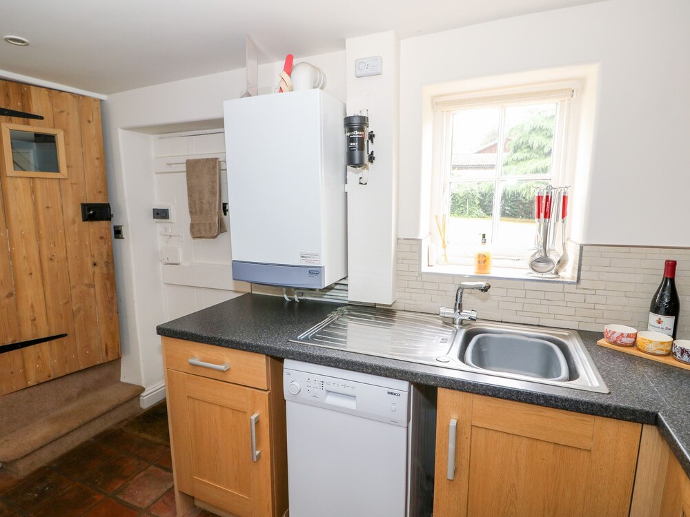 Flint Cottage view 2