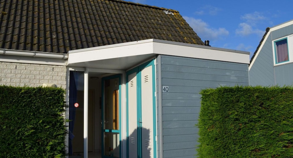 Bungalow for 6 People, Near the Beach