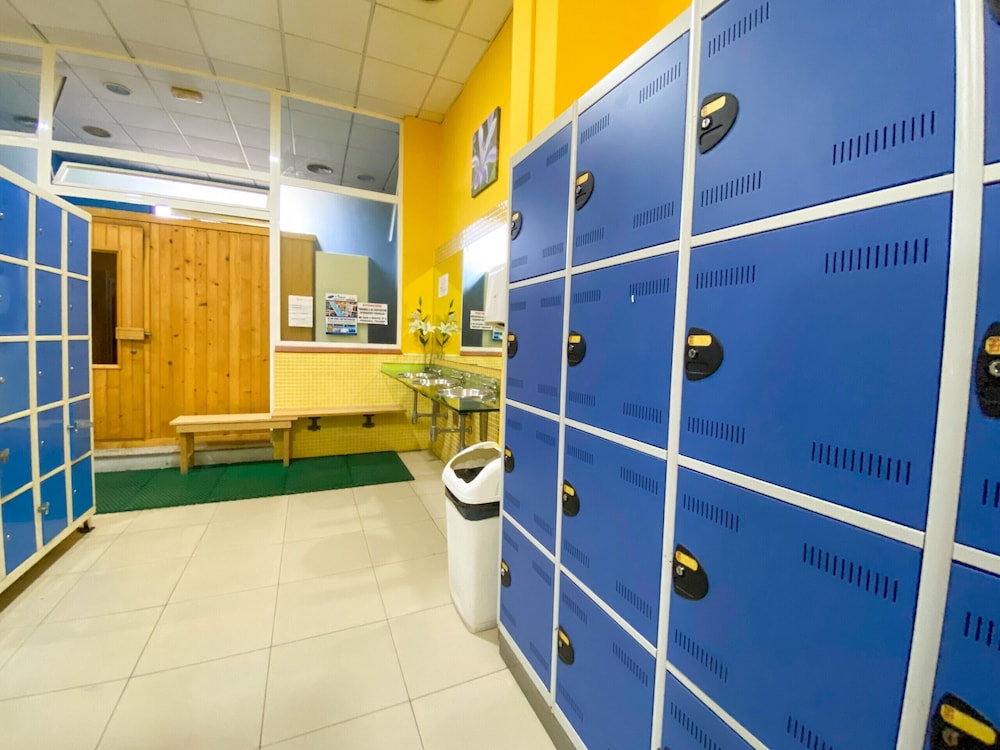 Hostel Gym Canovas Nerja photo 3