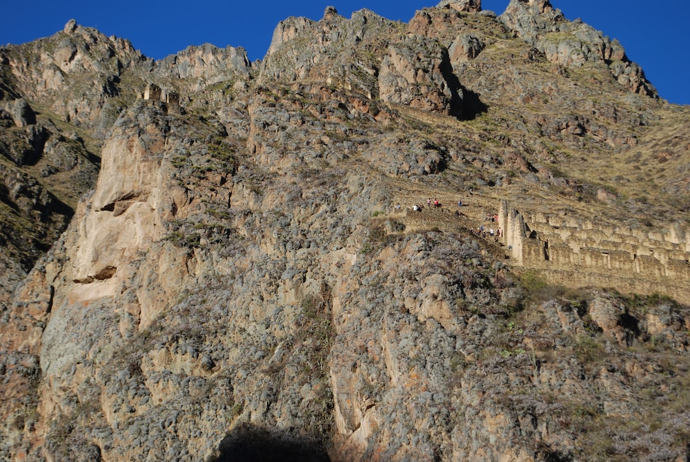 Kiswar Lodge