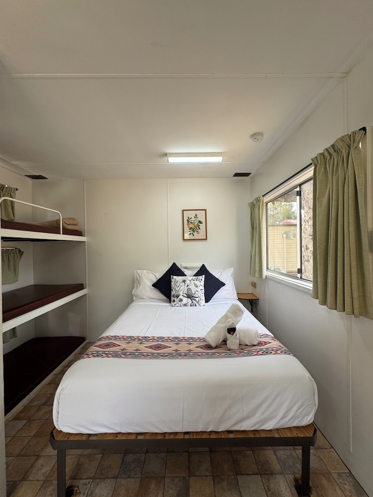 Hay Caravan Park