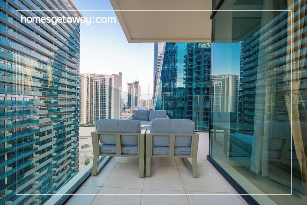 Premium 1BR Apt Missoni Urban Oasis