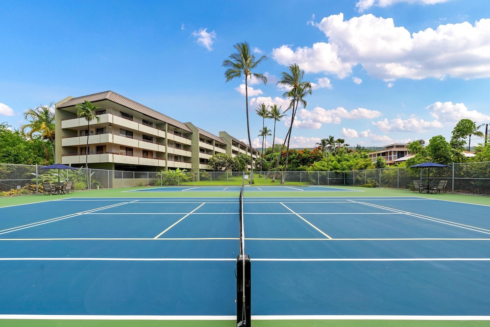 Big Island White Sands Village 202 2 Bedroom Condo