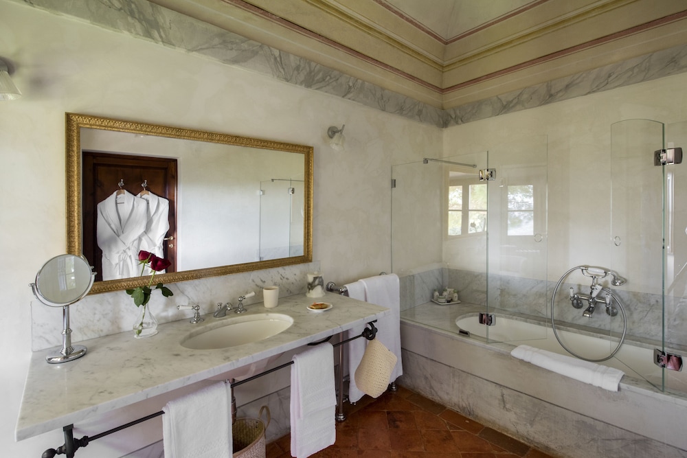 Borgo Pignano Volterra Tuscany