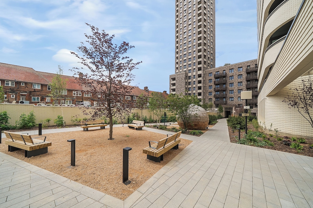 Roomspace Apartments - Oasis Way