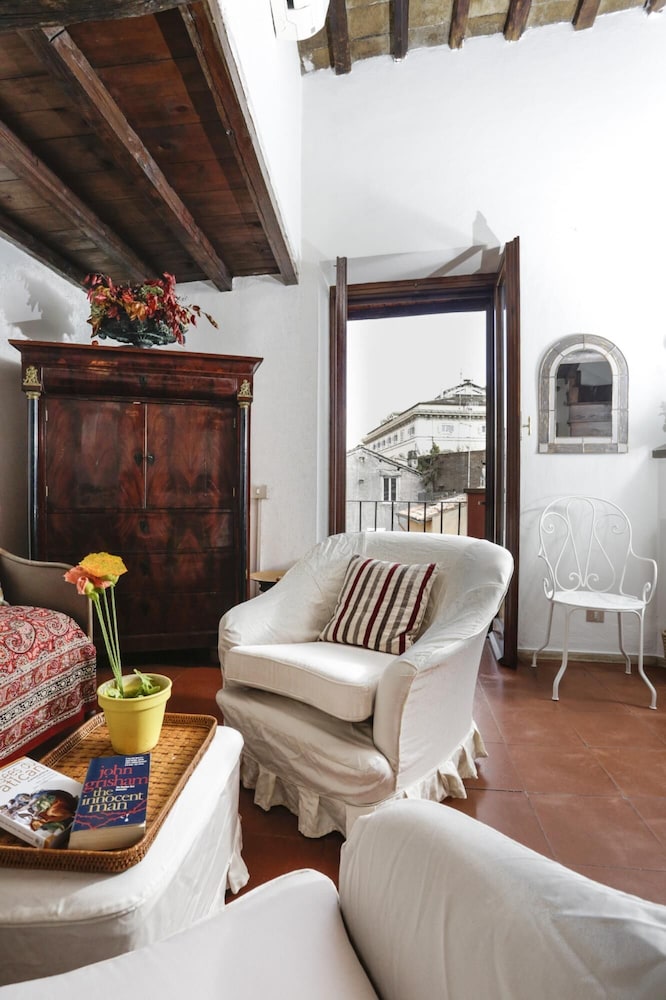 Pantheon Romantic Nest With Terrace
