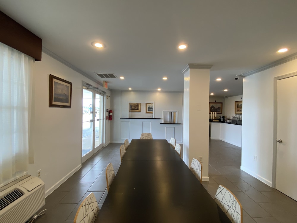 meeting & event spaces
