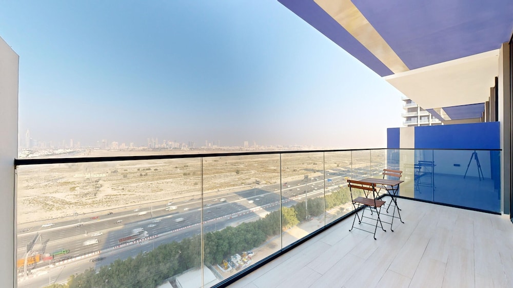 Primestay - Binghatti Corner - JVC