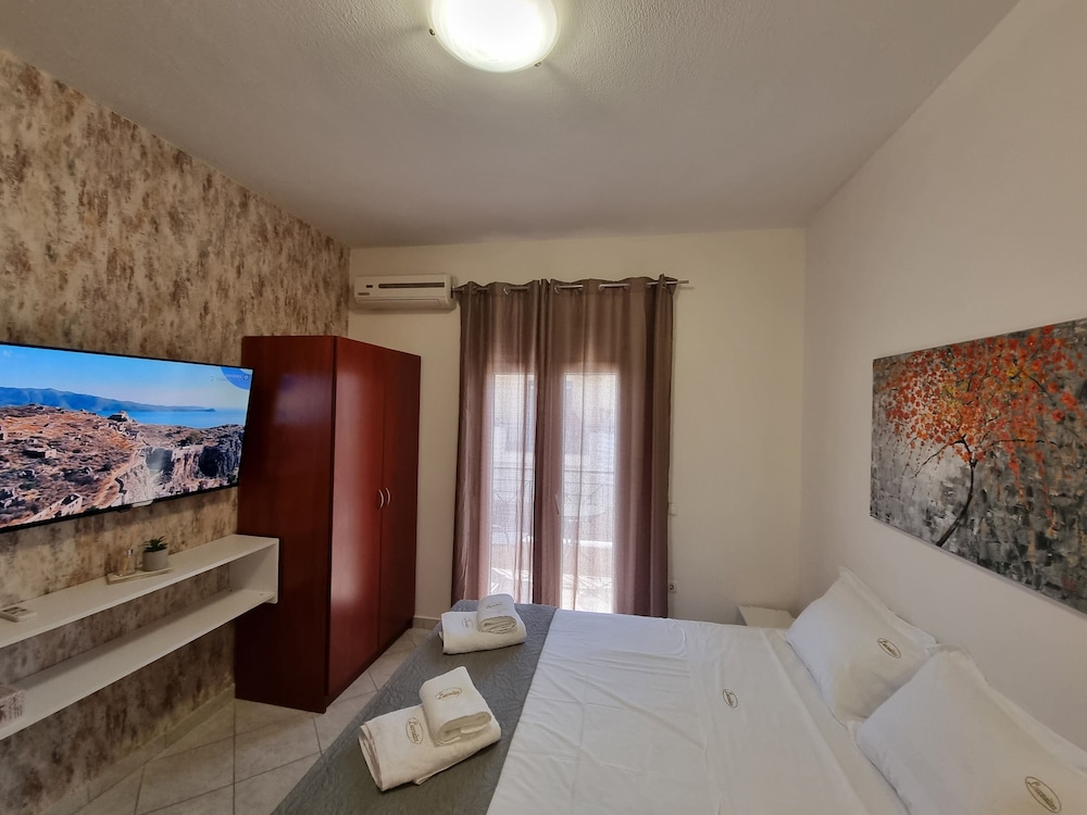 Premium Suites