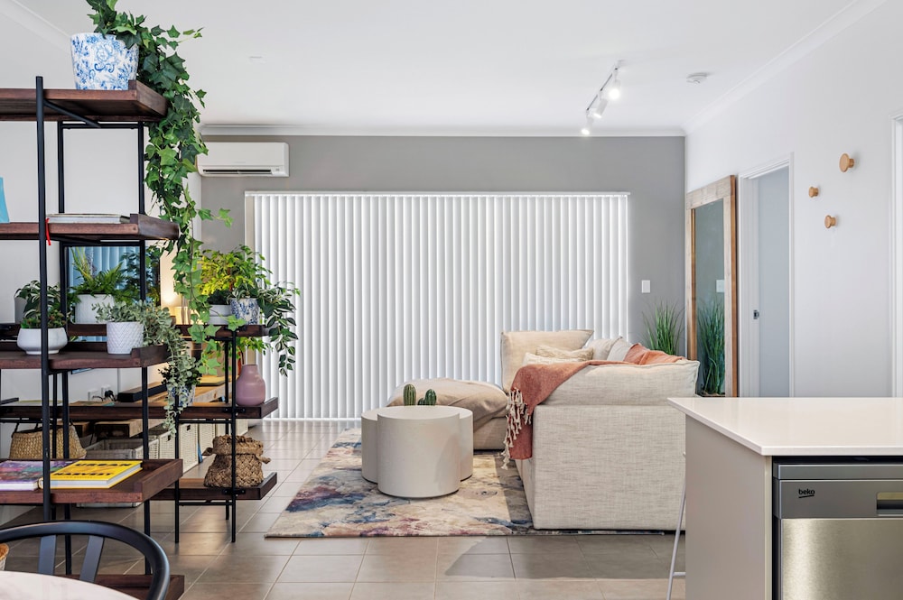 The Swan Sepal - 2bdr - Ellenbrook