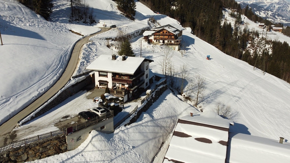 Holiday Apartment Near ski Area