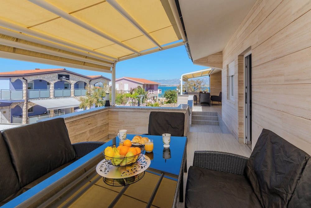 Apartments Mavracic