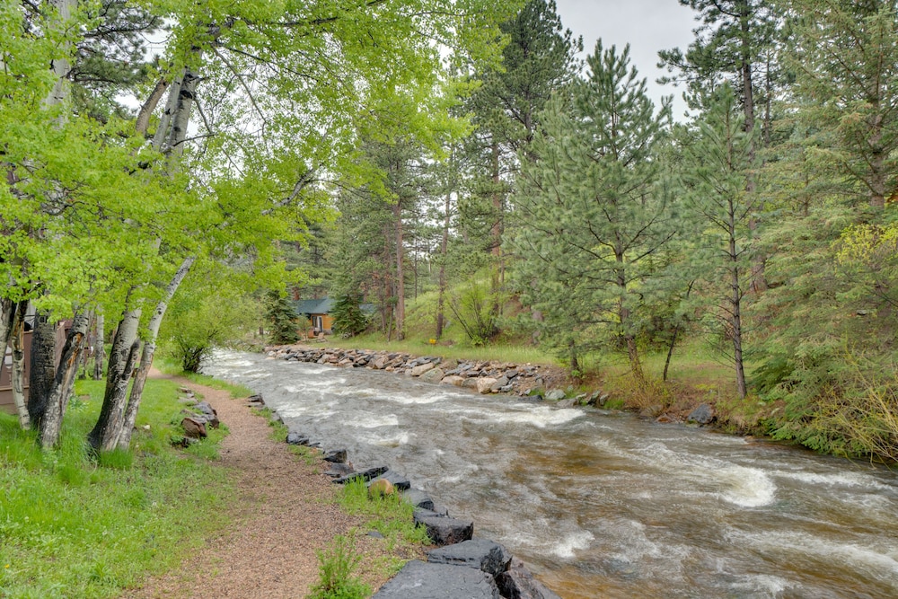 Estes Park Vacation Rental: 1 Mi to National Park - Property Image 16