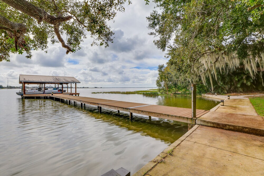 Lake Placid Vacations - Florida Retreat w/ Patio, Boat Dock  Shuffleboard - Property Image 6