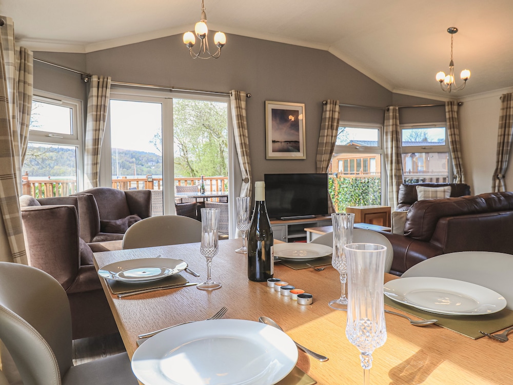Sunny Brow Lodge