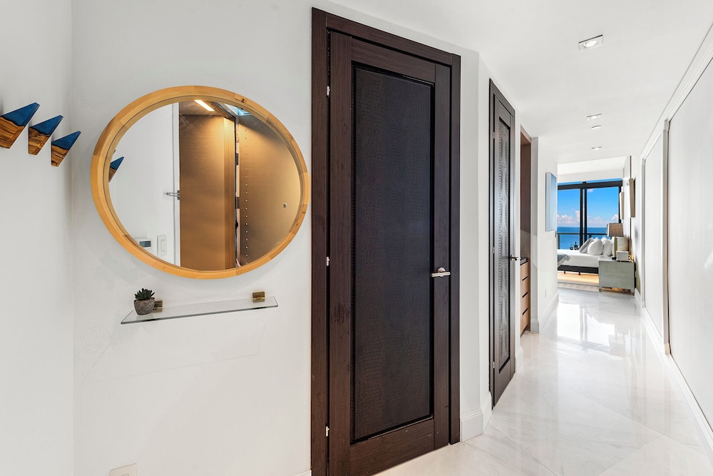 Luxury Vacation Rentals in South Beach by LRMB