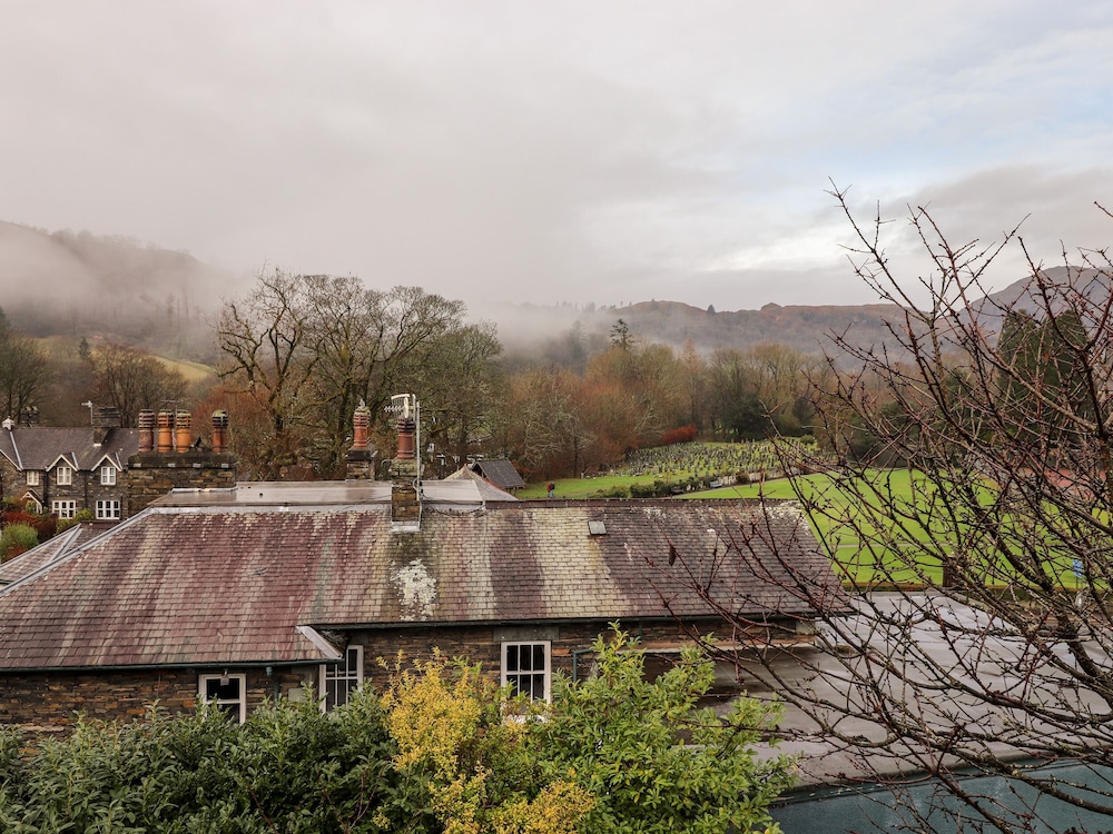 Garth Hill House