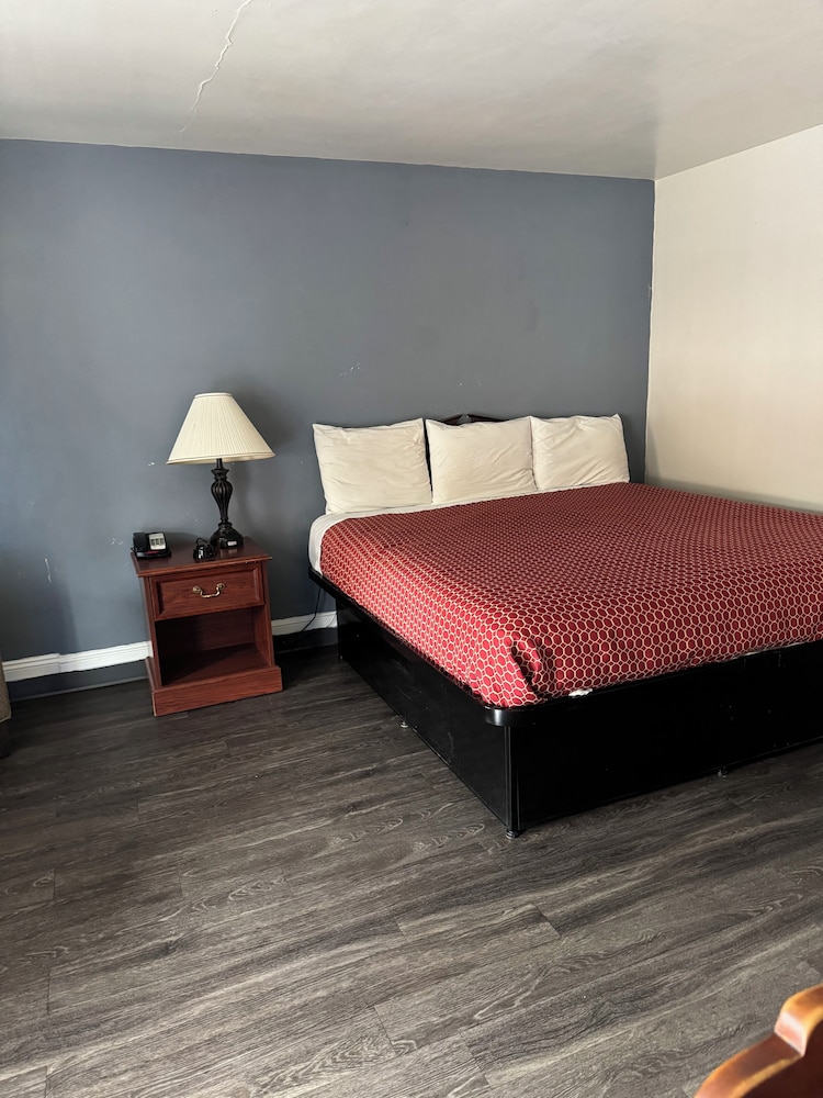 The Executive Inn