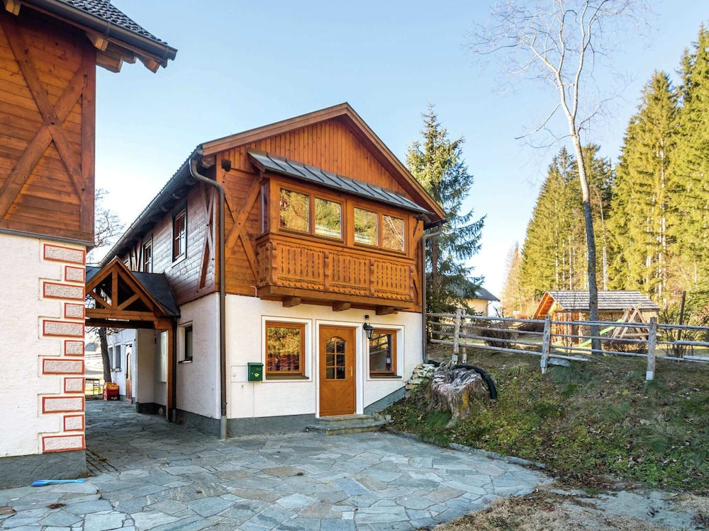 Chalet in Mariapfarr Near ski Area view 3
