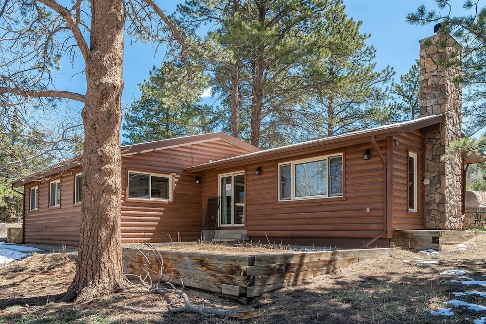 Lazy Elk Retreat - 3 Br Cabin
