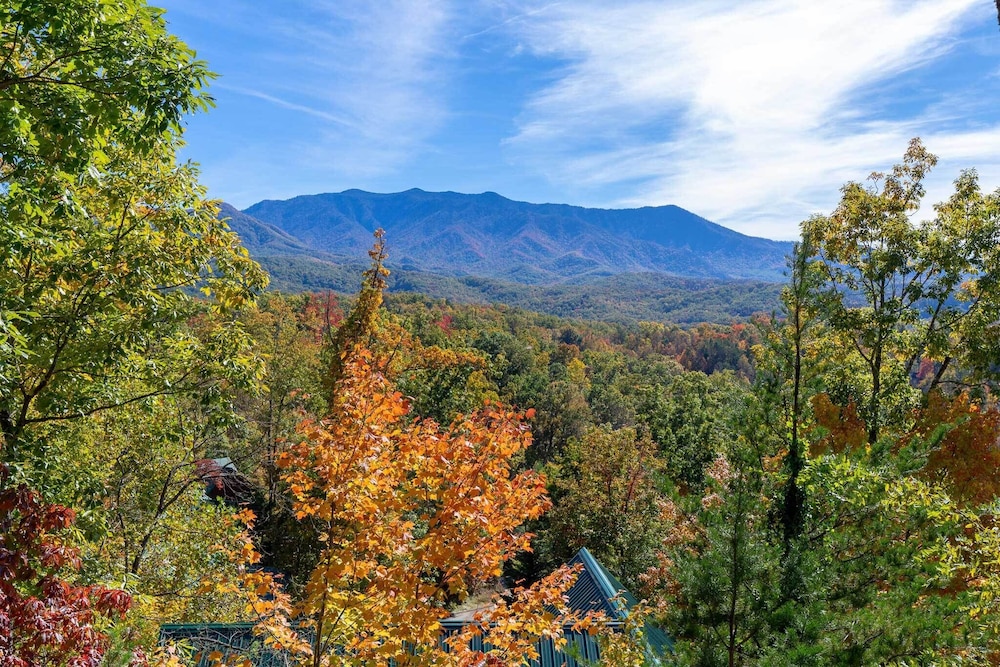 'breathtaking View' Cabin w/ Game Room & Hot Tub! view 4