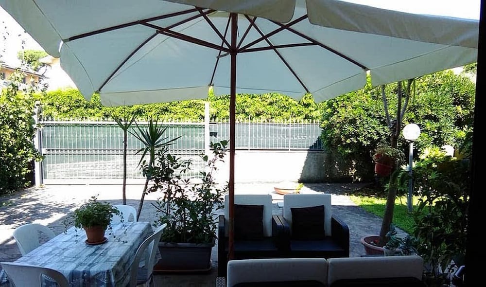 Fabiola Bed & Breakfast en Marino — balance & terrace