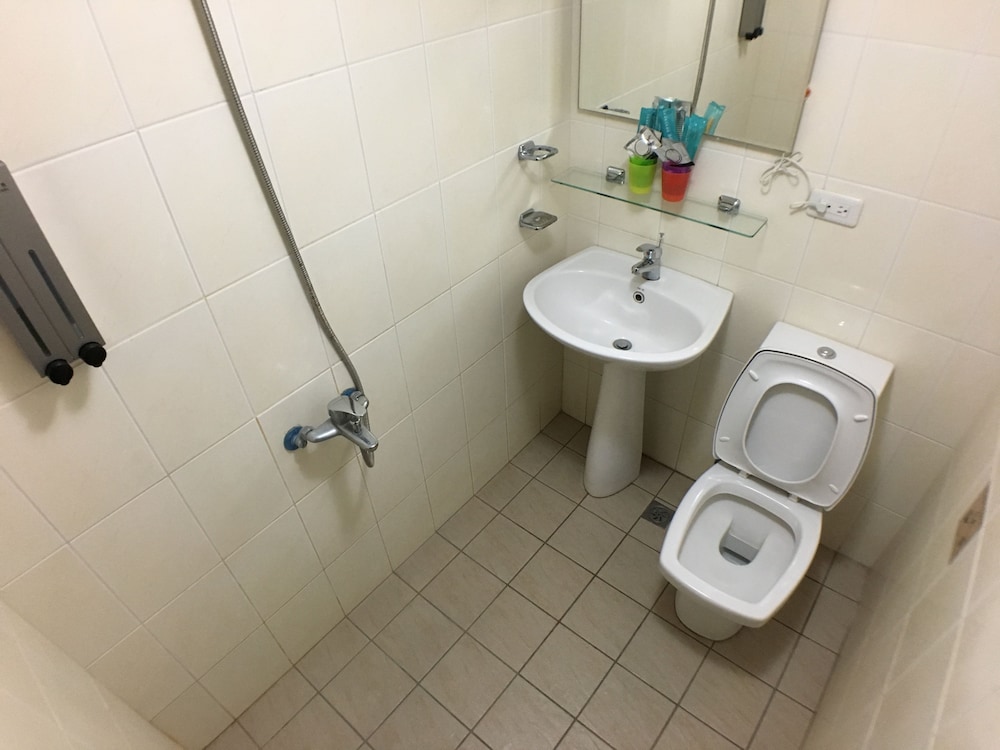 Taichung Go-Around Hostel