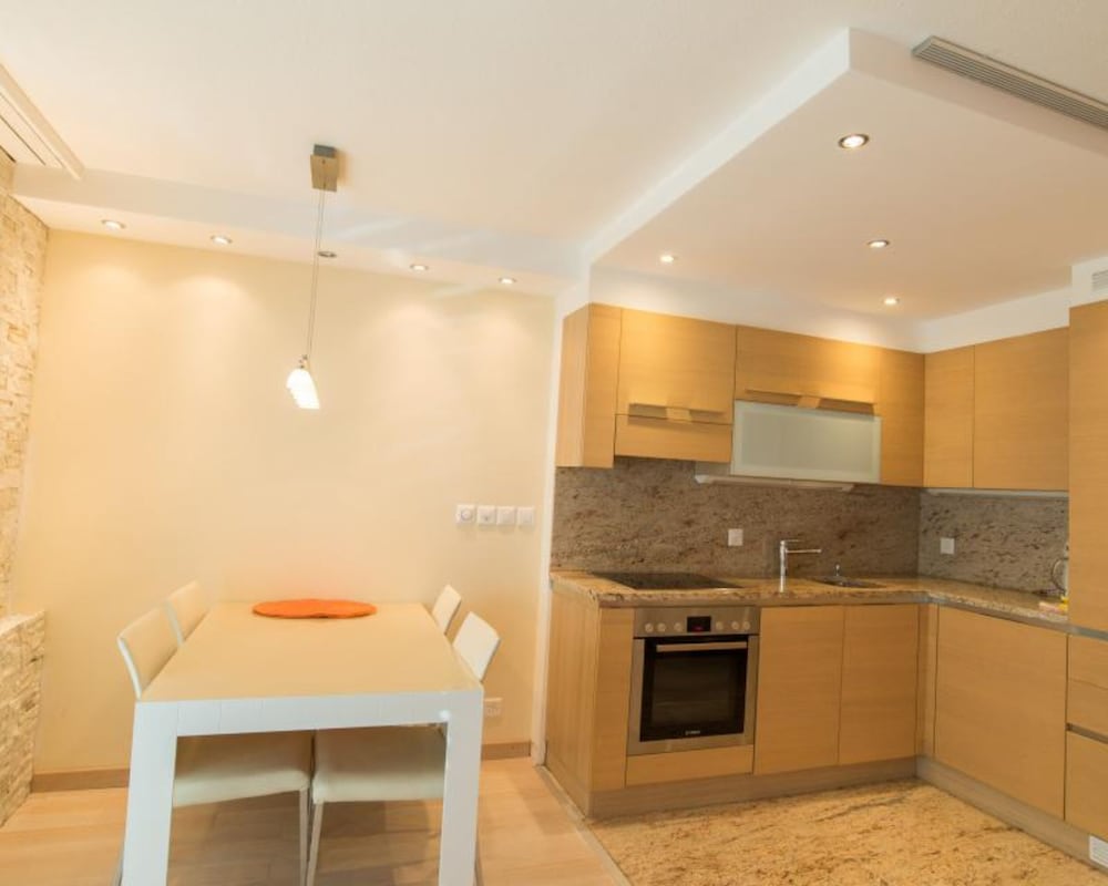 Haus Cristal