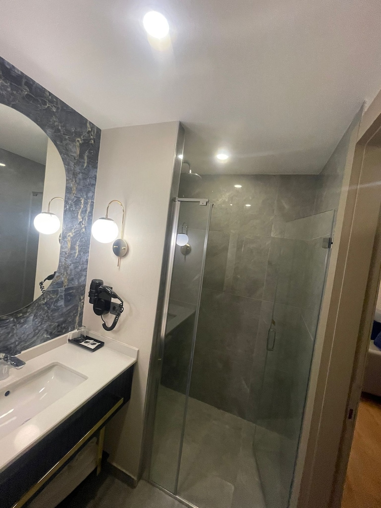 Nevi Otel & Süitler İstanbul Taksim - Image 38