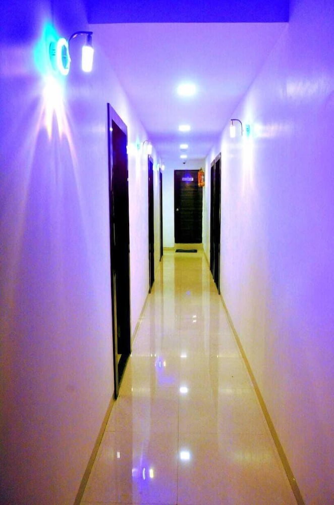 Mumbai Vacations - THE BEST HOTEL MUMBAI - Property Image 2