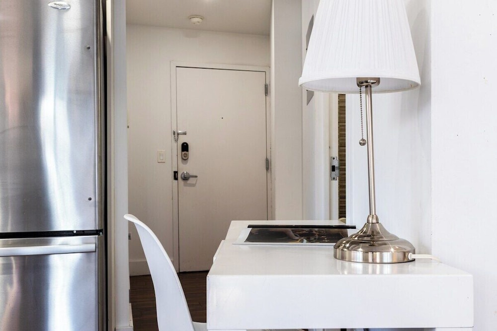 809 Midtown Apartments