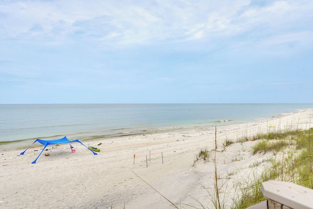 Cape San Blas Gem w/ Sunrise + Sunset Views