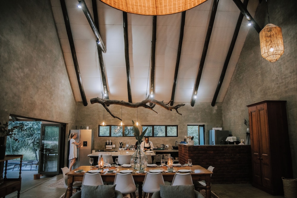 Rhino's Rest Private Luxury Villa