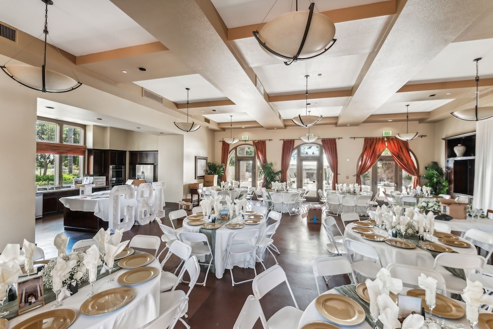 meeting & event spaces