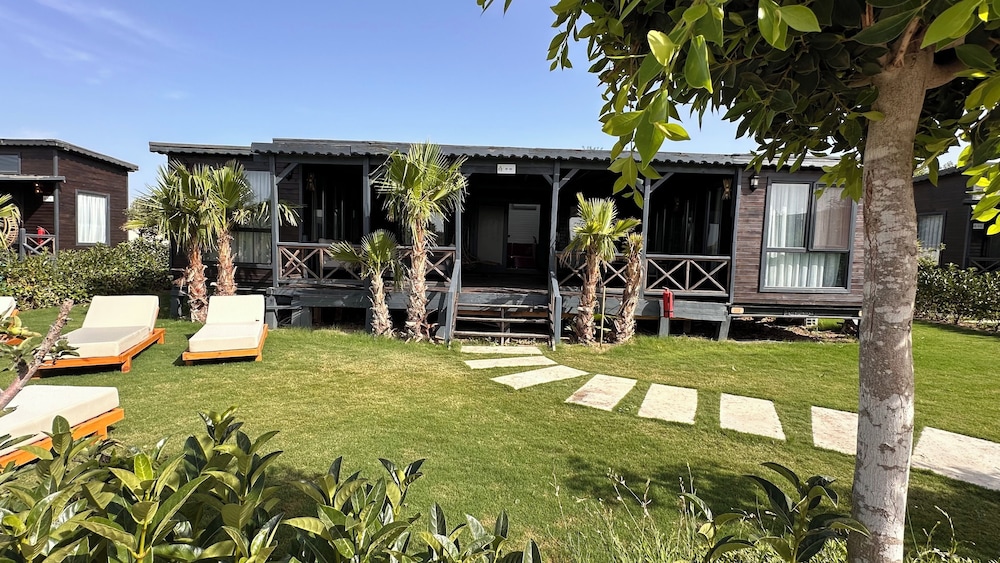 Flu Alaçatı Tiny House Otel view 2