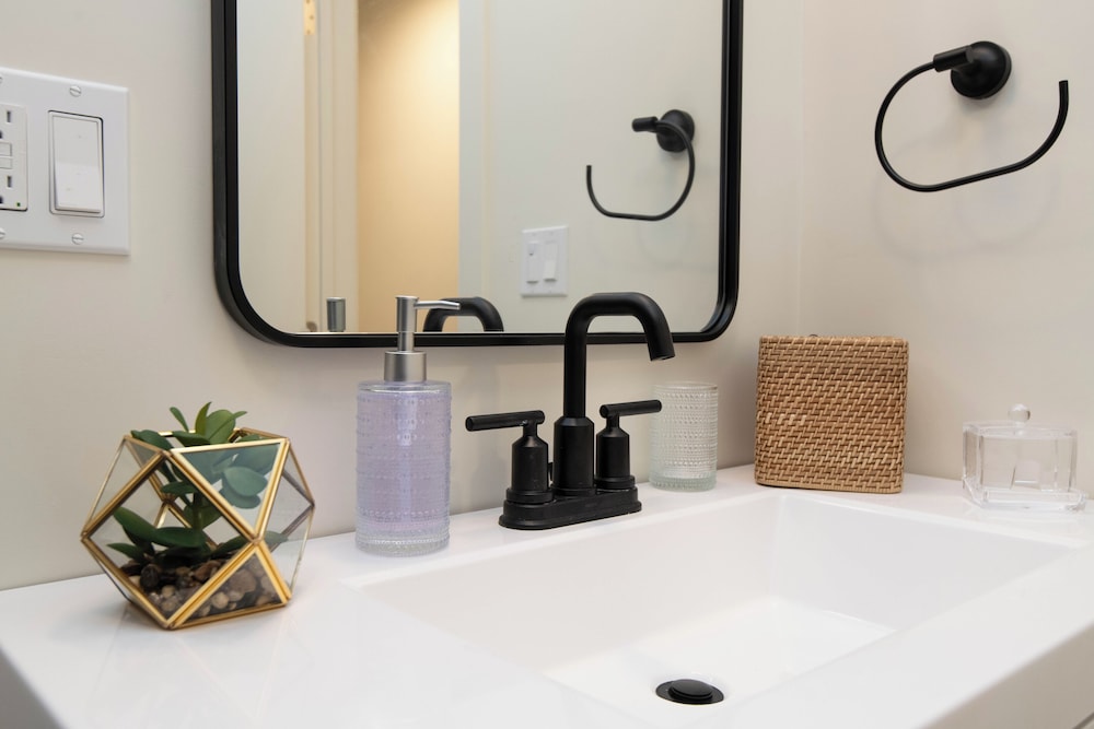 Superb Apartment near Dodger
